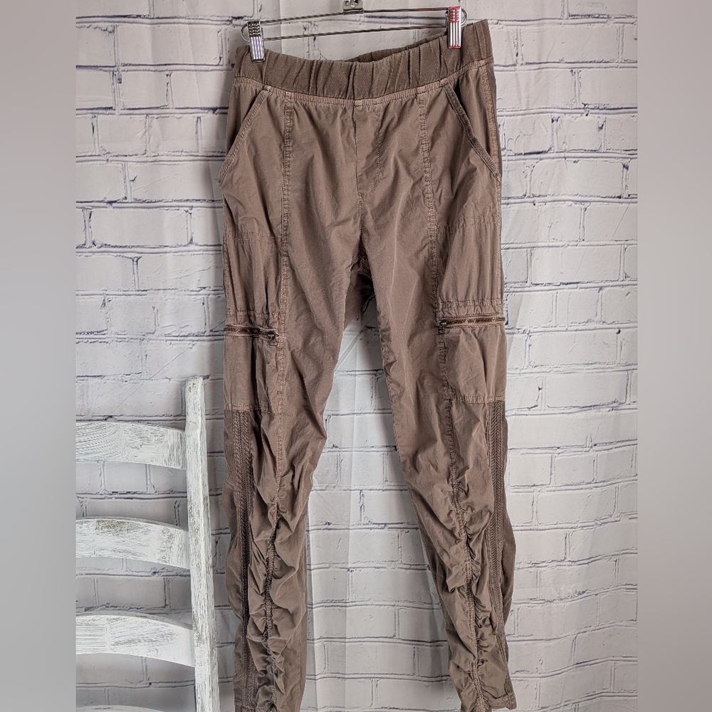 Wearables XCVl pants